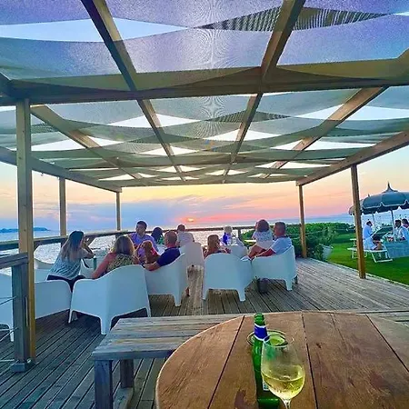 Üdülőpark Maresia